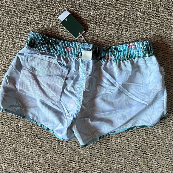 NWT! Surf Cuz Woman’s Prisma Quick Dry Board Shorts‎ XL - Picture 6 of 6